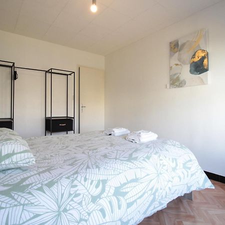 3 Chambres - Tres Grand Jardin Privee - Terrasse Privee - Garage Velo Et Moto - Parking Voiture Privee Dans La Propriete - Gere Par Presta-Zen'Services Thierville-sur-Meuse Εξωτερικό φωτογραφία