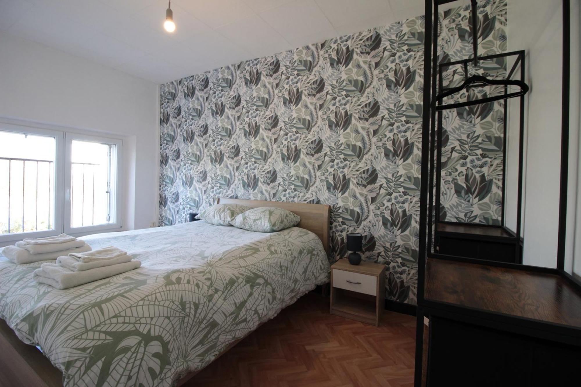 3 Chambres - Tres Grand Jardin Privee - Terrasse Privee - Garage Velo Et Moto - Parking Voiture Privee Dans La Propriete - Gere Par Presta-Zen'Services Thierville-sur-Meuse Εξωτερικό φωτογραφία